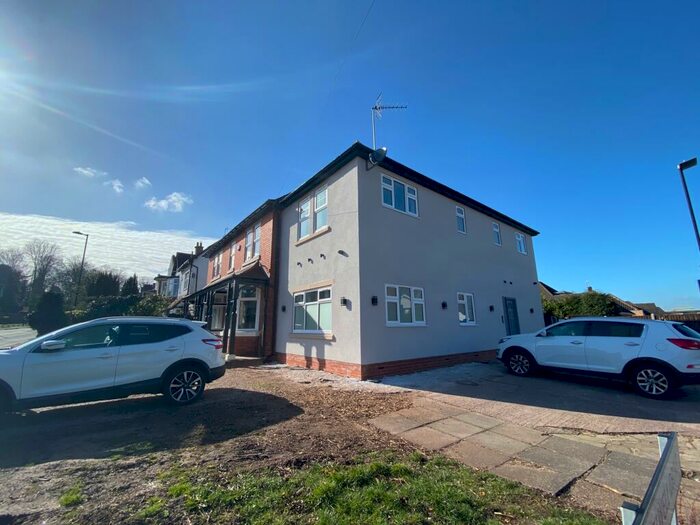 2 Bedroom Flat To Rent In Belwell Drive, Sutton Coldfield, B74