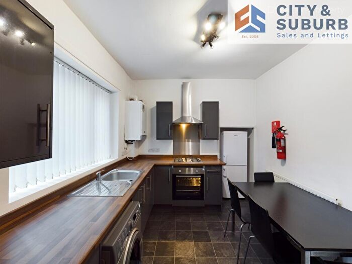 4 Bedroom Terraced House To Rent In Tenth Avenue. Heaton, Newcastle, NE6