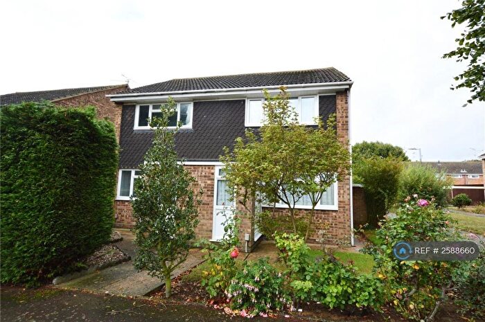 2 Bedroom Semi-Detached House To Rent In Sandpiper Close, Shoeburyness, Southend-On-Sea, SS3