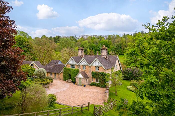 6 Bedroom Detached House For Sale In Bagendon, Cirencester, Gloucestershire, GL7