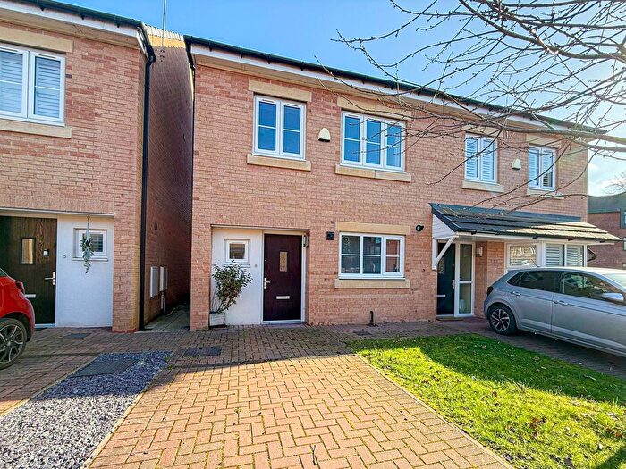 3 Bedroom Semi Detached House For Sale In Lancashire Way, Liverpool, L19