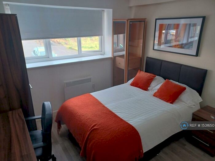 Studio To Rent In Ratton Street, Stoke-On-Trent, ST1