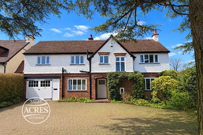 4 Bedroom Detached House For Sale In Hill Village Road, Four Oaks, Sutton Coldfield, B75