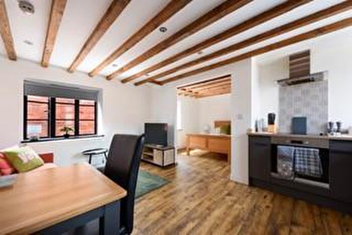 1 Bedroom Flat For Sale In Banbury, Oxfordshire, OX16