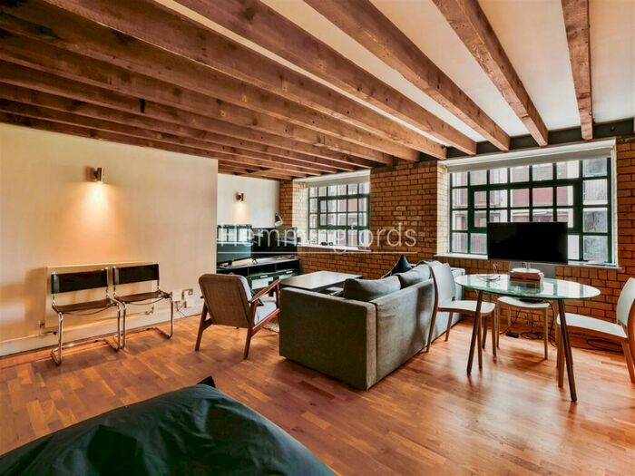 2 Bedroom Apartment To Rent In Wapping Wall, London, E1W