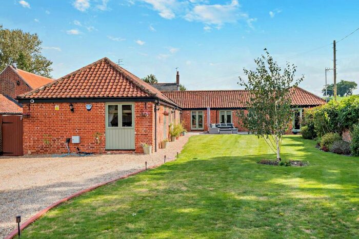 4 Bedroom Barn Conversion For Sale In Vale Road, Thurton, Norwich, Norfolk, NR14