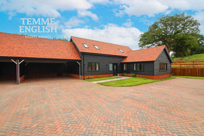 4 Bedroom Detached House For Sale In Coxes Farm Road, Billericay, Essex, CM11
