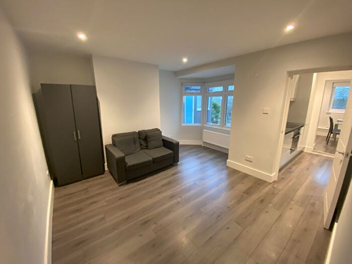 3 Bedroom Maisonette To Rent In Tanfield Avenue, London, NW2