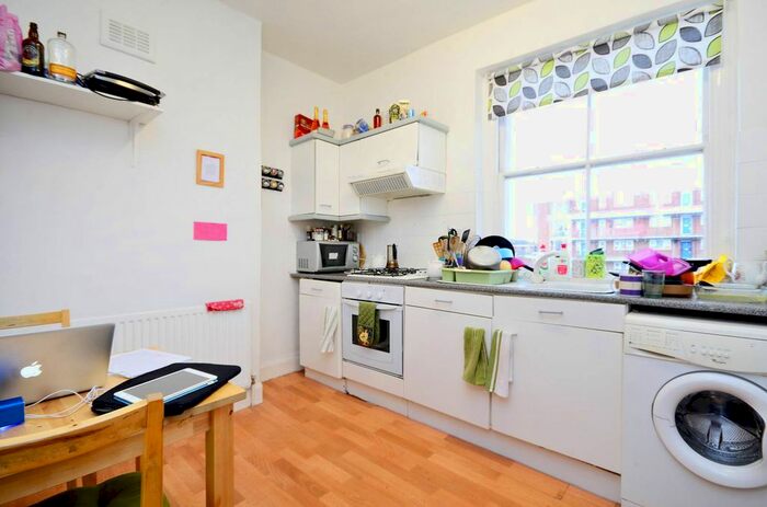 1 Bedroom Flat To Rent In Albion Road, Newington Green, London, N16
