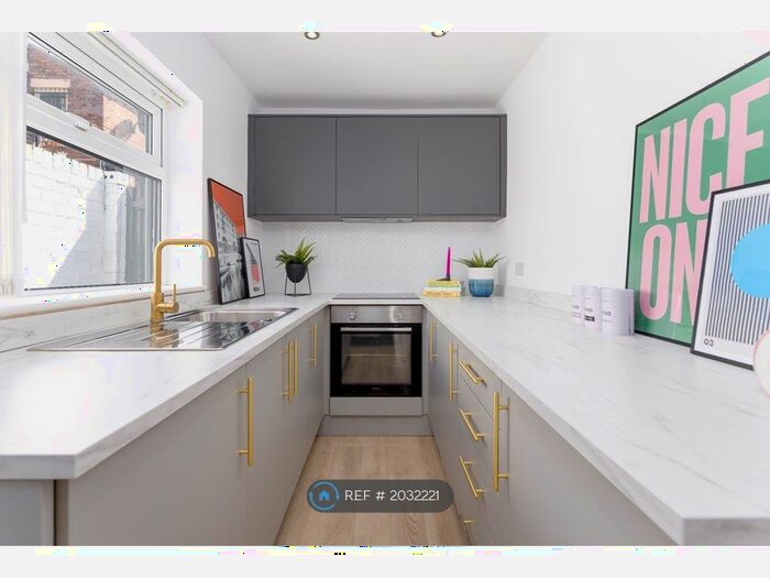 2 Bedroom End Of Terrace House To Rent In Althorp Street, Liverpool, L8