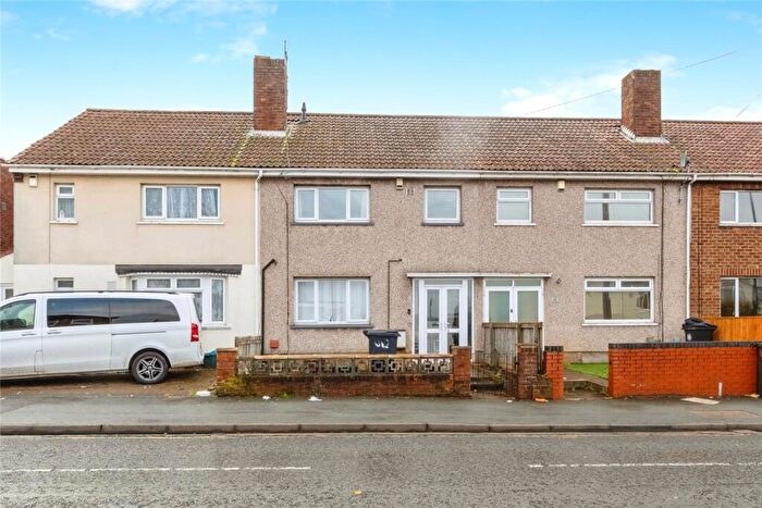 3 Bedroom Terraced House For Sale In Broomhill Road, Bristol, BS4