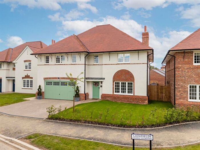 5 Bedroom Detached House For Sale In Lionfields, Lambton Park, Durham, DH3