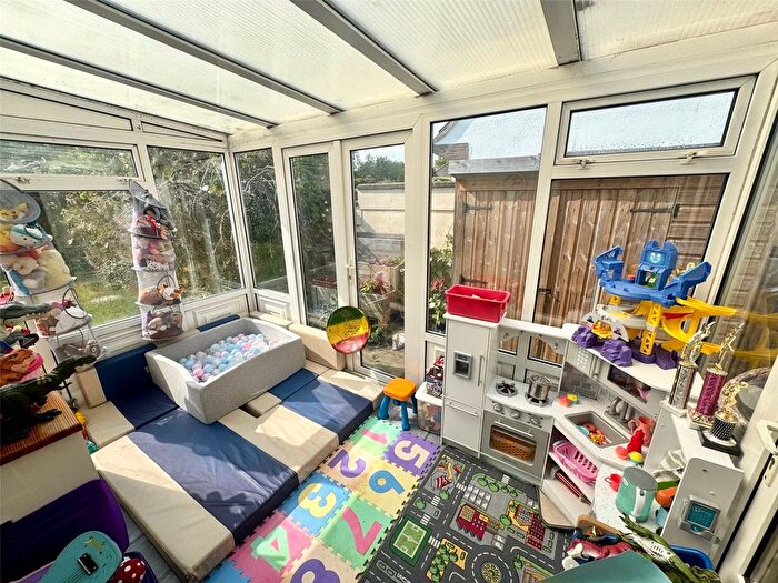 3 Bedroom Detached House For Sale In Magdala Road, Hayling Island, Hampshire, PO11