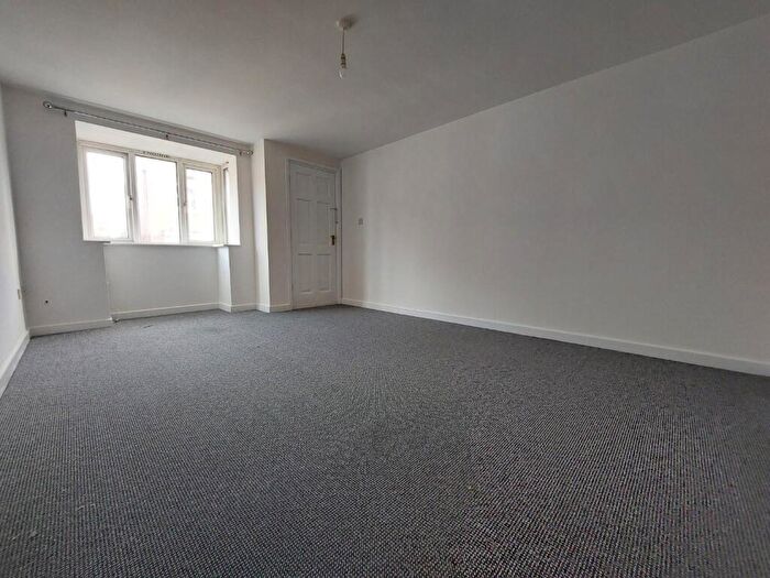 2 Bedroom Apartment To Rent In Lord Street, Crewe, CW2