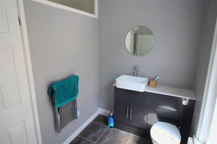 5 Bedroom Terraced House To Rent In Victory Road, Portsmouth, PO1