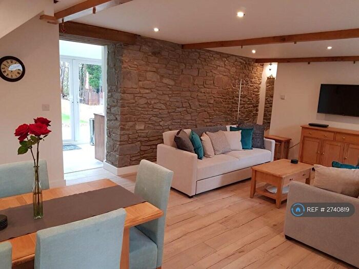 3 Bedroom Terraced House To Rent In Taff Terrace, Treorchy, CF42