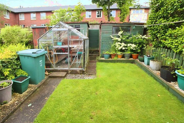 1 Bedroom Detached House For Sale In Lever Street, Radcliffe, Manchester, Greater Manchester, M26