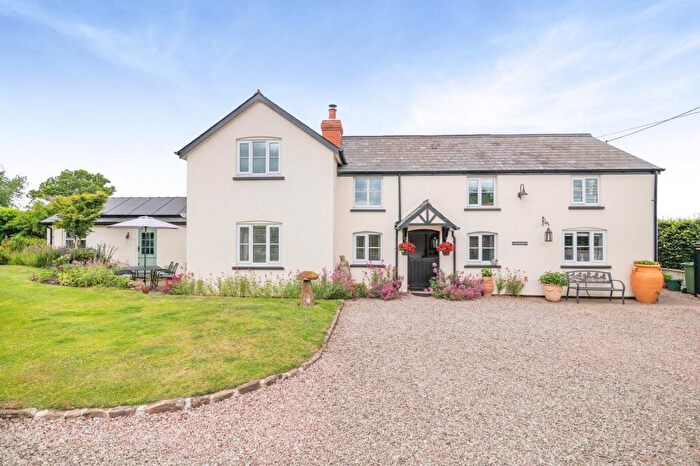 5 Bedroom Detached House For Sale In Allensmore, Hereford, HR2