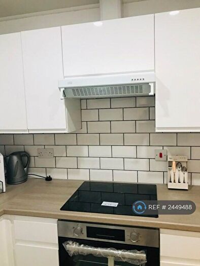 1 Bedroom Flat To Rent In Bolton Drive, Glasgow, G42