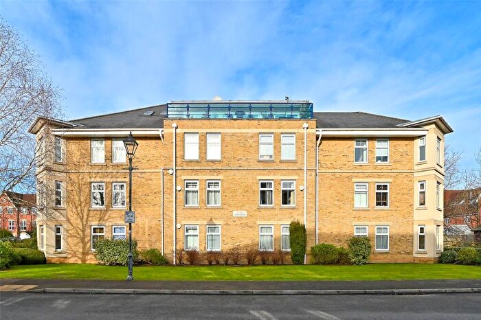 3 Bedroom Apartment For Sale In Coxs Ground, Oxford, Oxfordshire, OX2