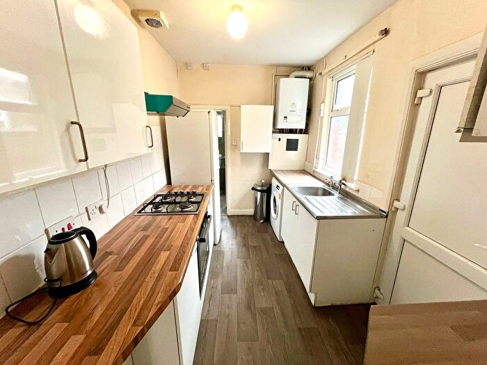 3 Bedroom Terraced House To Rent In Hugh Road, Coventry, CV3