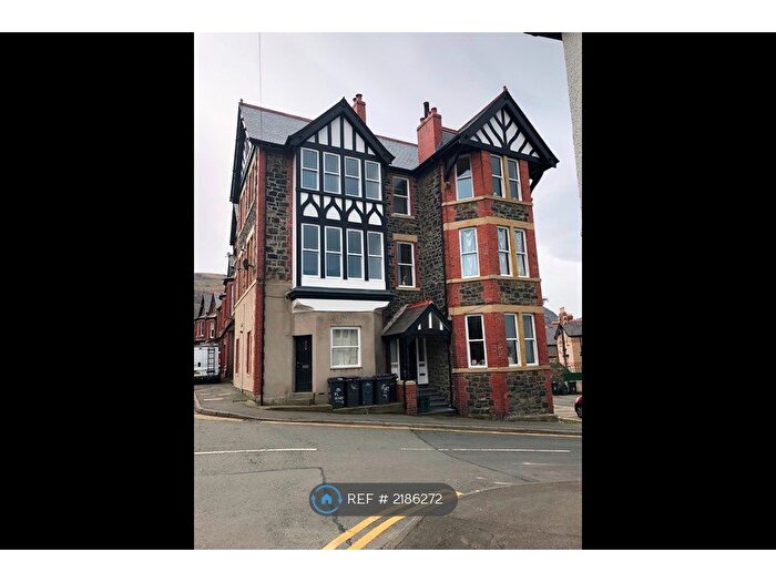 1 Bedroom Flat To Rent In Station Road East, Penmaenmawr, LL34