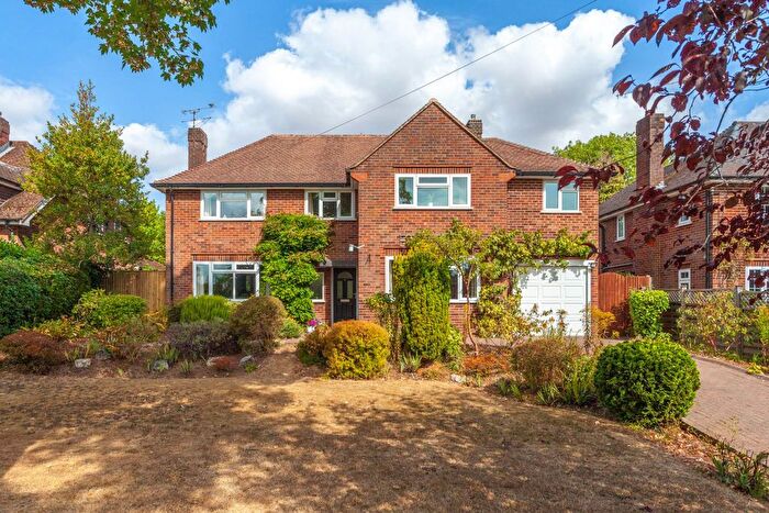 4 Bedroom Detached House For Sale In Grosvenor Road, Caversham, RG4