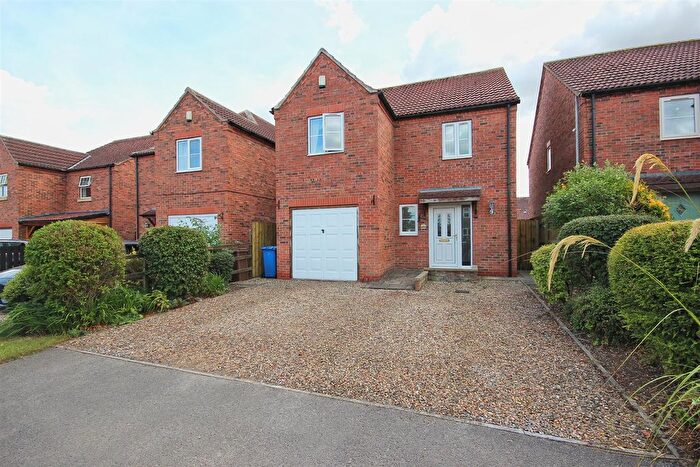 4 Bedroom Detached House For Sale In Main Street, Beeford, YO25