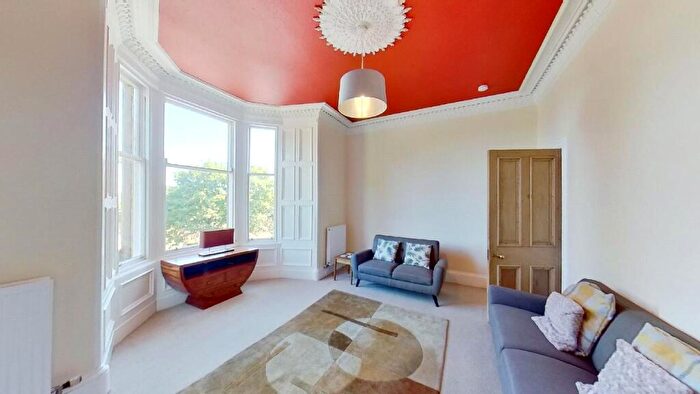 2 Bedroom Flat To Rent In Wellington Street, Edinburgh, EH7