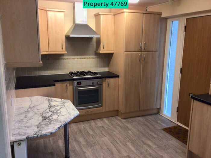 2 Bedroom Flat To Rent In Wheatley Close, Fence, Burnley, BB12