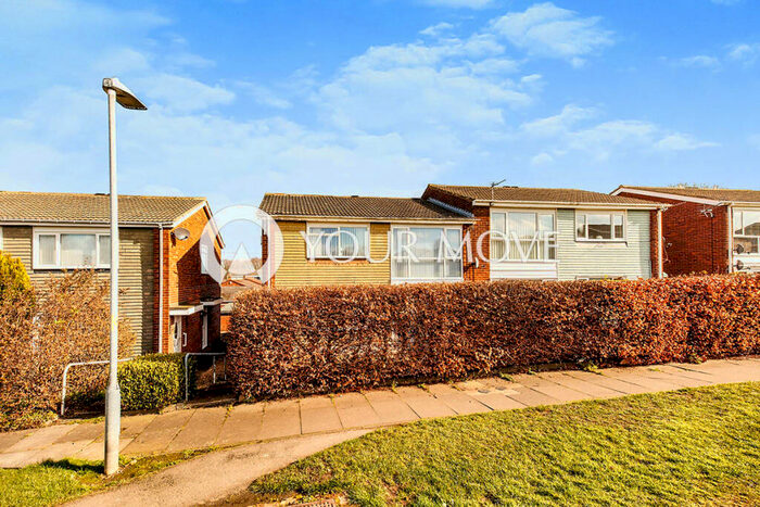 2 Bedroom Flat To Rent In Marston Walk, Whickham, Newcastle Upon Tyne, NE16