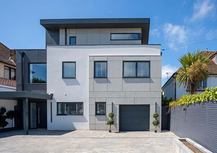 5 Bedroom Detached House For Sale In Sandbanks Road, Lilliput, BH14