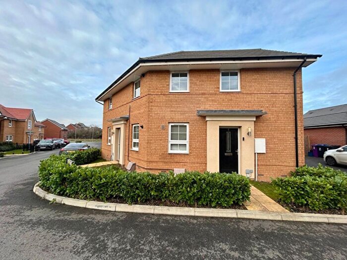 2 Bedroom Maisonette For Sale In Belpaire Close, Lower Stondon, Henlow, SG16