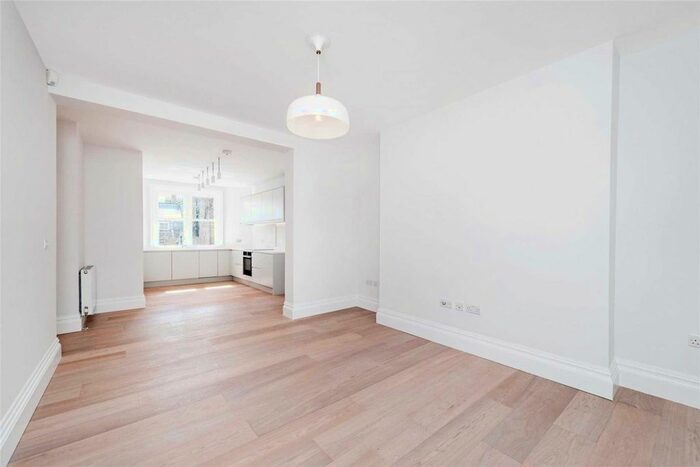 2 Bedroom Flat To Rent In New Cavendish Street, Marylebone G, W1