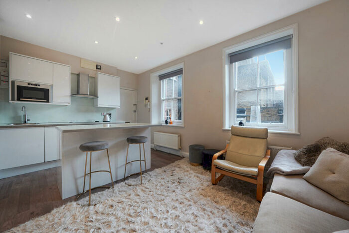 2 Bedroom Flat To Rent In Brunswick House, - Balcombe Street, NW1