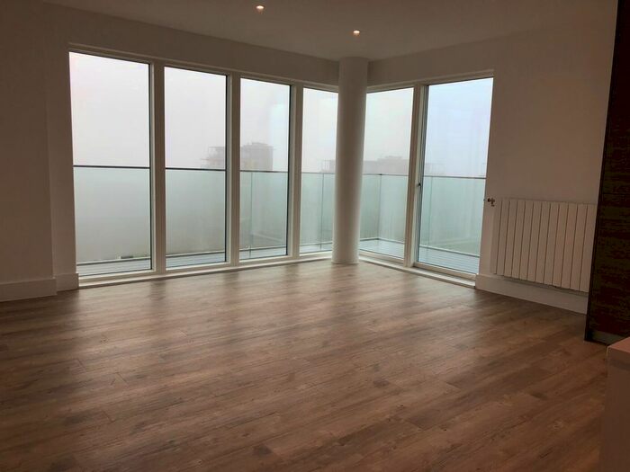 2 Bedroom Flat To Rent In Pegler Square, London, SE3