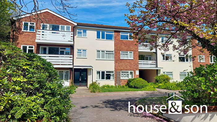 2 Bedroom Apartment For Sale In Athelney Court, Grove Road, East Cliff, Bournemouth, BH1