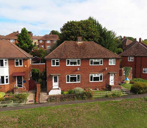 3 Bedroom Semi-Detached House For Sale In Everest Road, High Wycombe, HP13