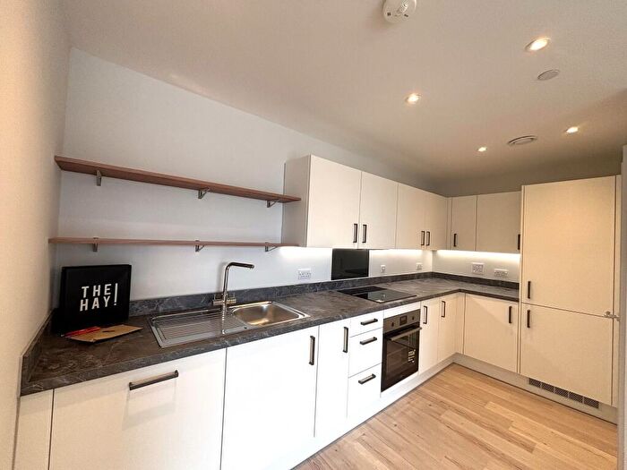 2 Bedroom Flat To Rent In Prince Charles Road, Exeter, EX4