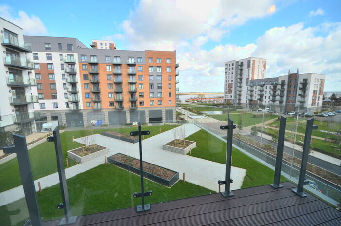1 Bedroom Apartment To Rent In Maritime House, Ocean Drive, Gillingham, ME7