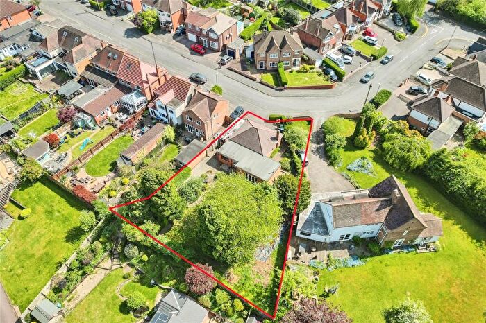 3 Bedroom Bungalow For Sale In Charnwood Drive, Thurnby, Leicester, Leicestershire, LE7