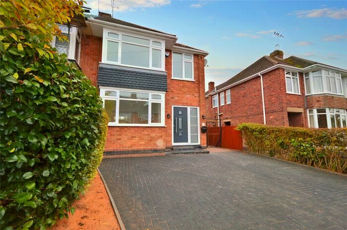 3 Bedroom Semi-Detached House To Rent In Frobisher Road, Styvechale, Coventry, West Midlands, CV3
