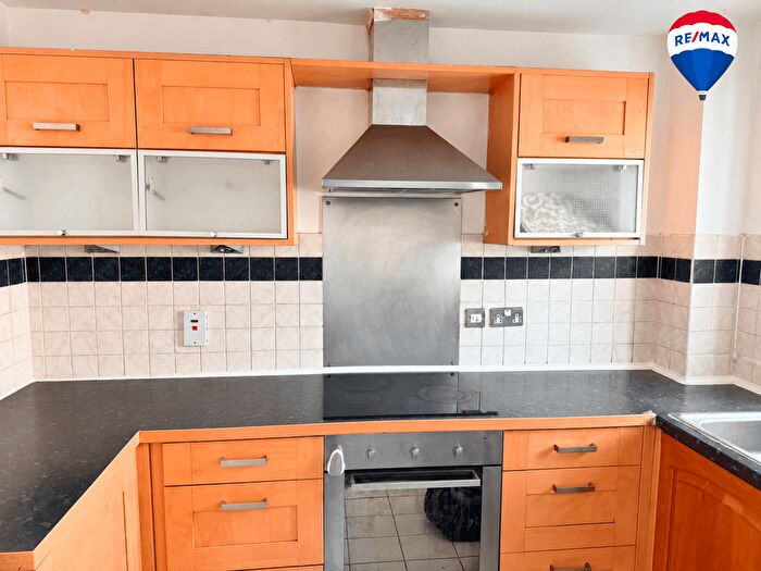 2 Bedroom Flat To Rent In Tanner Street, Barking, IG11