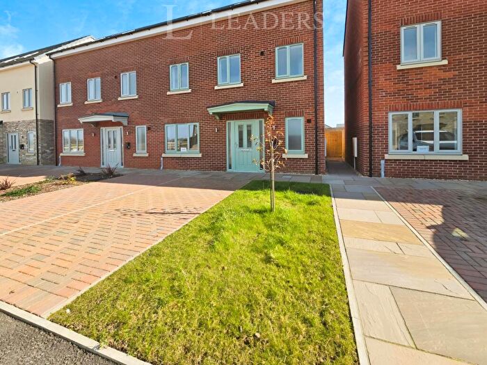 3 Bedroom Semi-Detached House To Rent In Tulip Road, Quadring, PE11