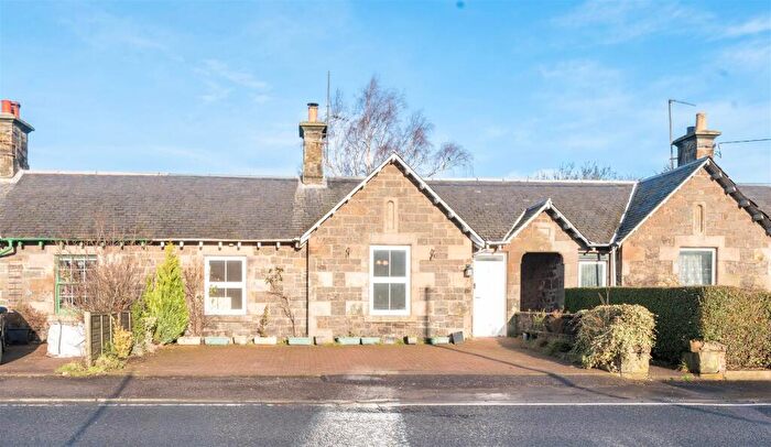 2 Bedroom House For Sale In Front Row, Aberargie, Perth, PH2