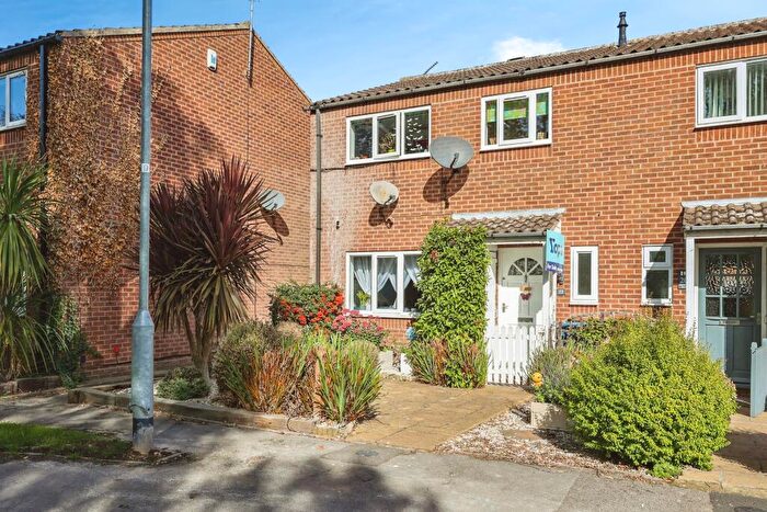 3 Bedroom End Of Terrace House For Sale In Crossways Drive, Nottingham, NG13