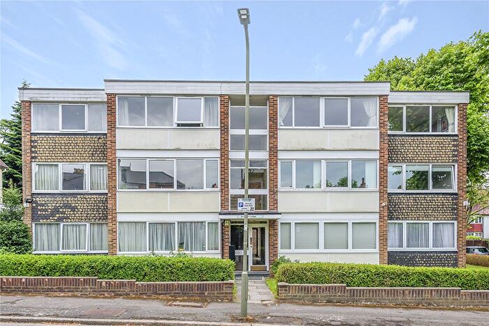 2 Bedroom Flat To Rent In Salisbury Avenue, London, N3