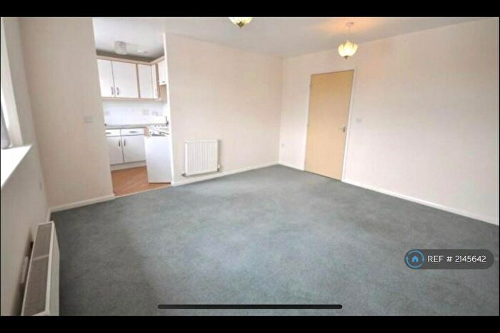 2 Bedroom Flat To Rent In Black Eagle Court, Burton-On-Trent, DE14