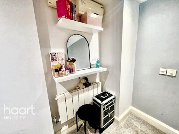 1 Bedroom Duplex For Sale In New Street, Hinckley, LE10
