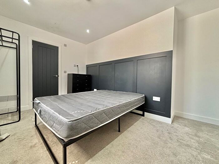 1 Bedroom House To Rent In Room, Tennyson Road, PO2